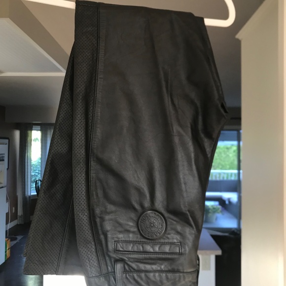 Harley Davidson Leather Jacket and Pants - Picture 3 of 4